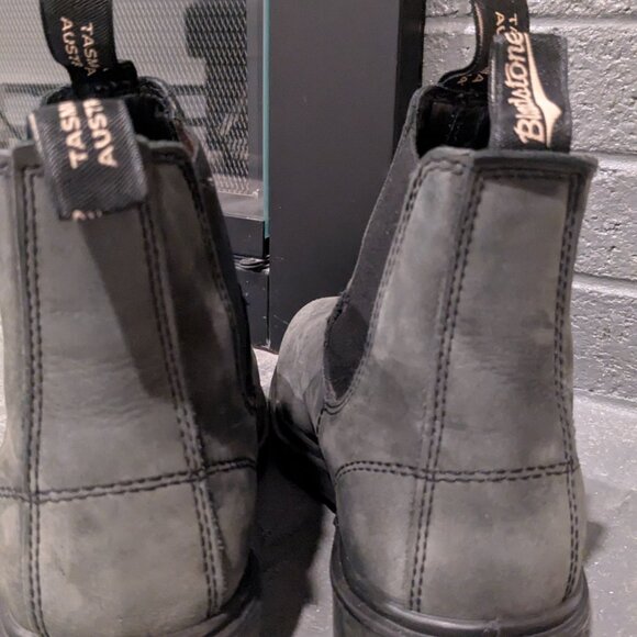 Blundstone Boots - Picture 2 of 5